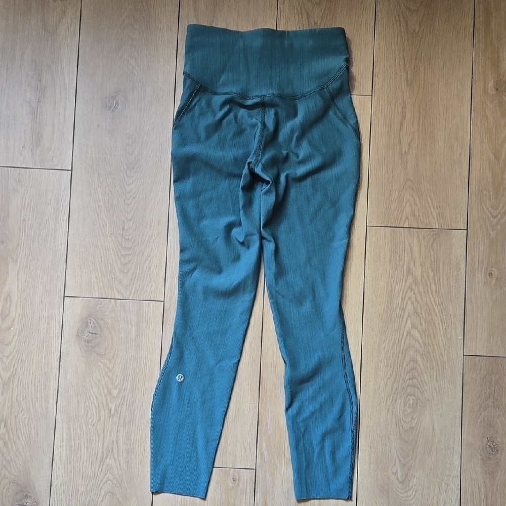 NWOT Lululemon Base Pace High-Rise Leggings 25” Two-Tone Ribbed Blue Green sz4 - Picture 3 of 9